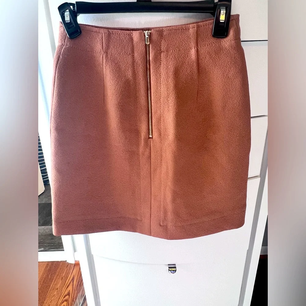 Brown mini skirt